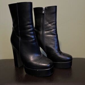 Black Heeled Boots